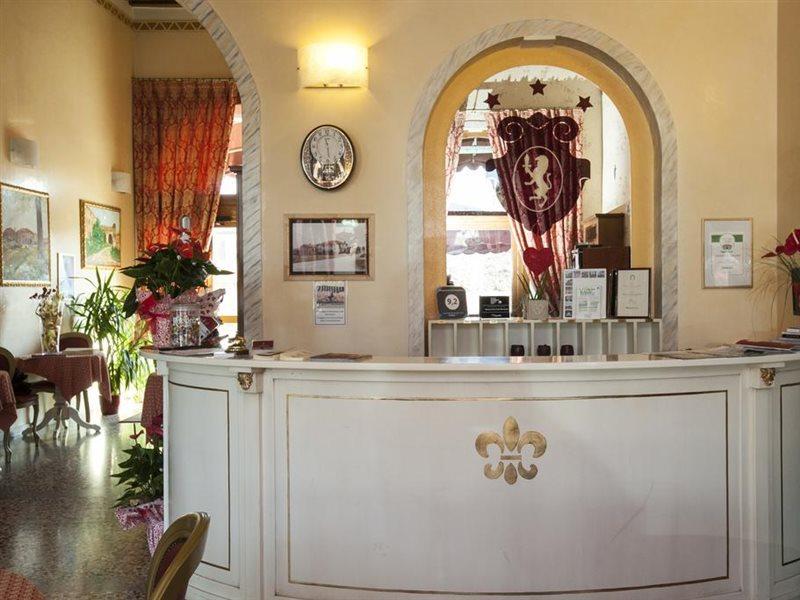 Albergo Antica Corte Marchesini Campagna Lupia ภายนอก รูปภาพ