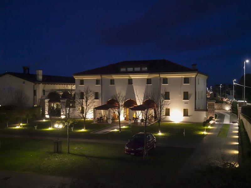 Albergo Antica Corte Marchesini Campagna Lupia ภายนอก รูปภาพ