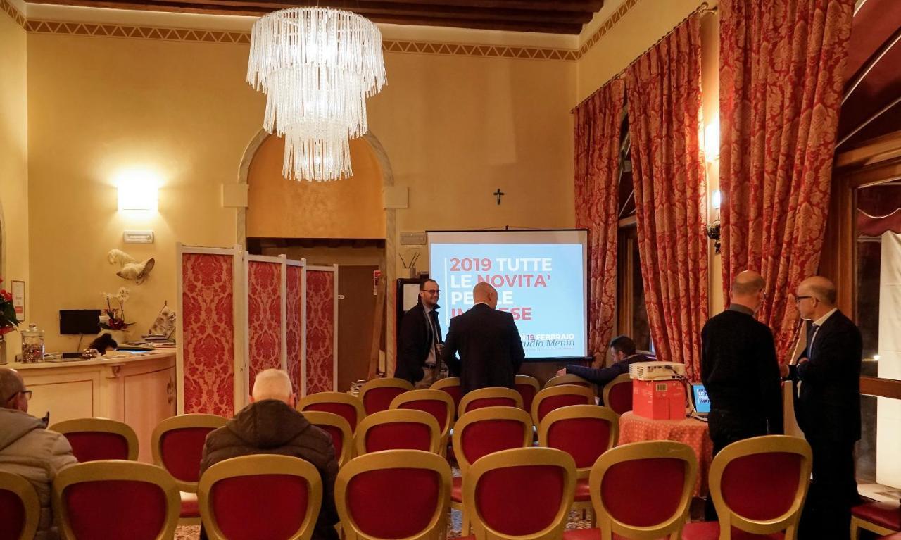 Albergo Antica Corte Marchesini Campagna Lupia ภายนอก รูปภาพ