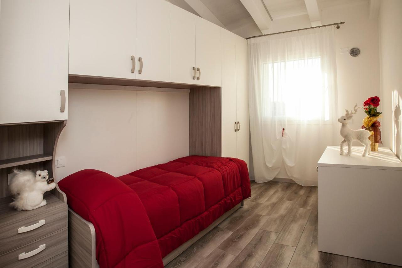 Albergo Antica Corte Marchesini Campagna Lupia ภายนอก รูปภาพ